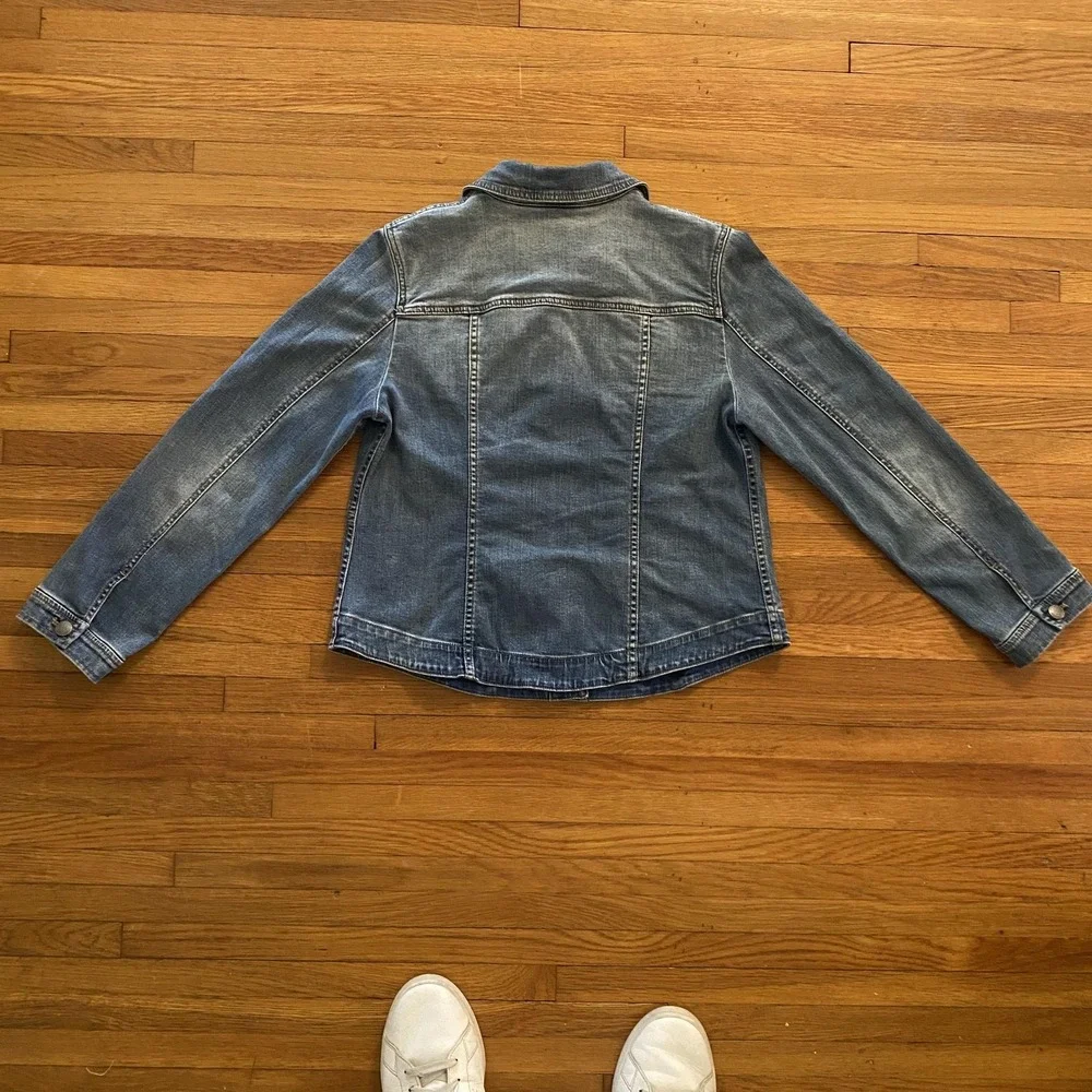 Chicos Jacket Womens 1 Medium Blue Denim Jean Lace Yoke Stretch Button Casual‎ - Picture 11 of 16